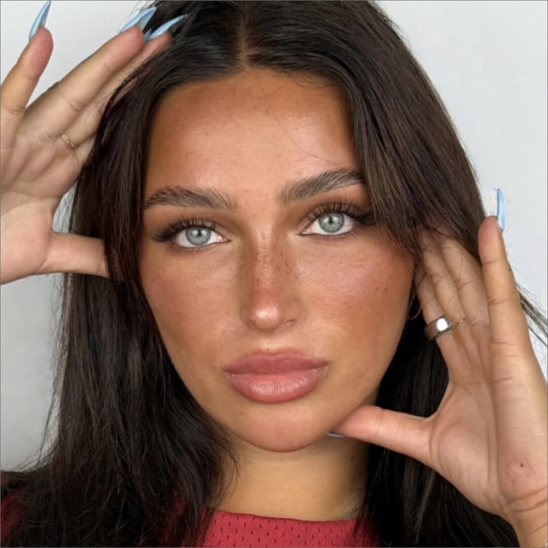 lookbook image shop_this_look_AVdw3f